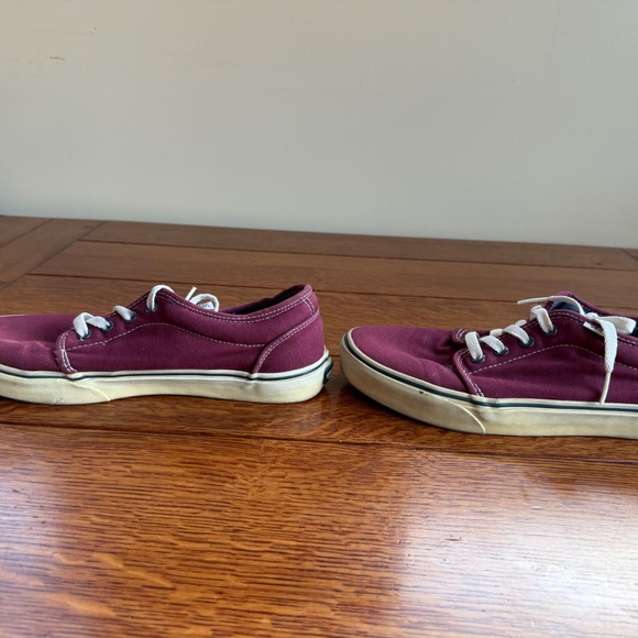 Burgundy Vans Slip-on Canvas Shoes Men's 8.5 Women's 10. - Picture 9 of 9